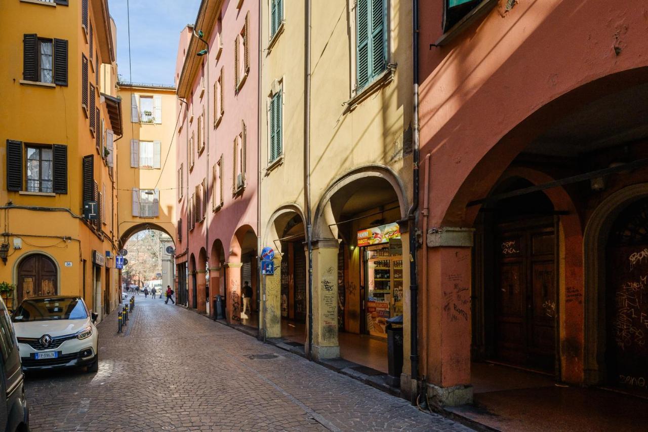 Vista Sulle Torri Di Bologna By Wonderful Italyアパートメント エクステリア 写真